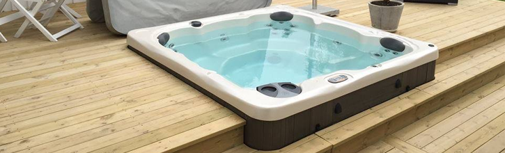 Can an Indoor Hot Tub be Used Outside